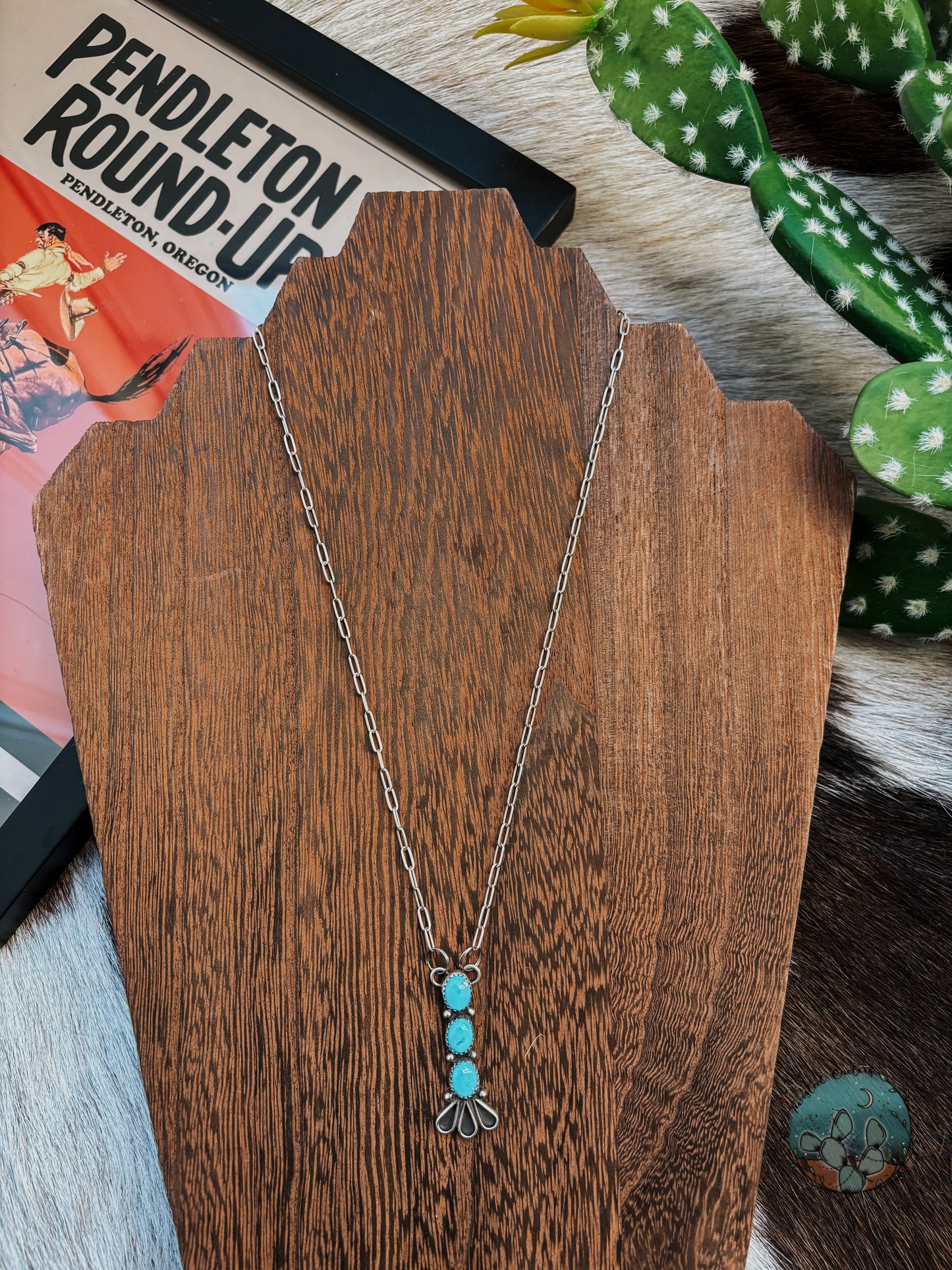 18in Kingman Drop Pendant with Chain