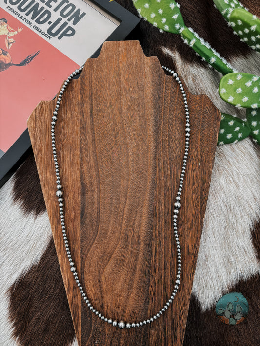 Graduated Pearl Strand