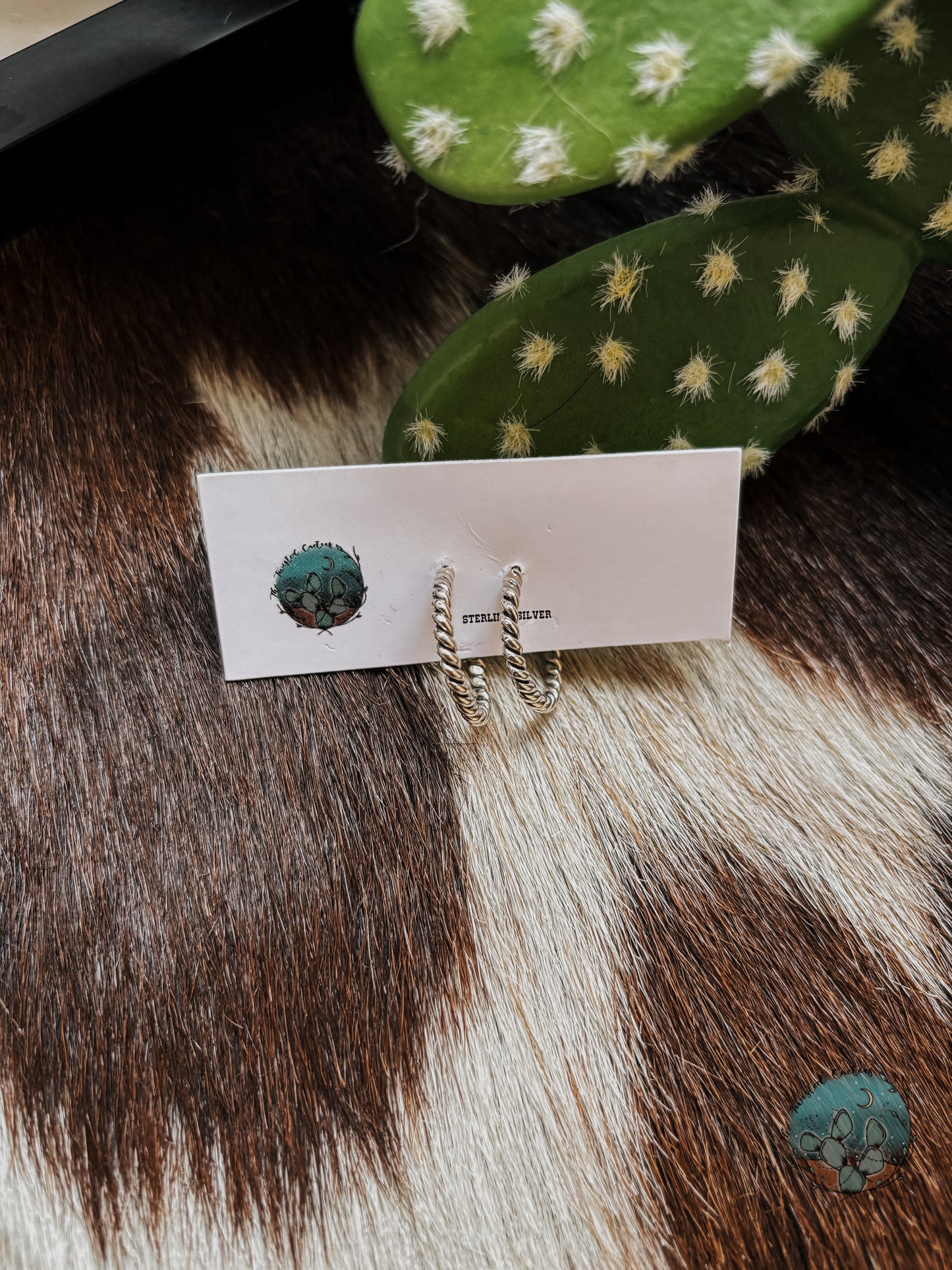 Twist Wire Hoops