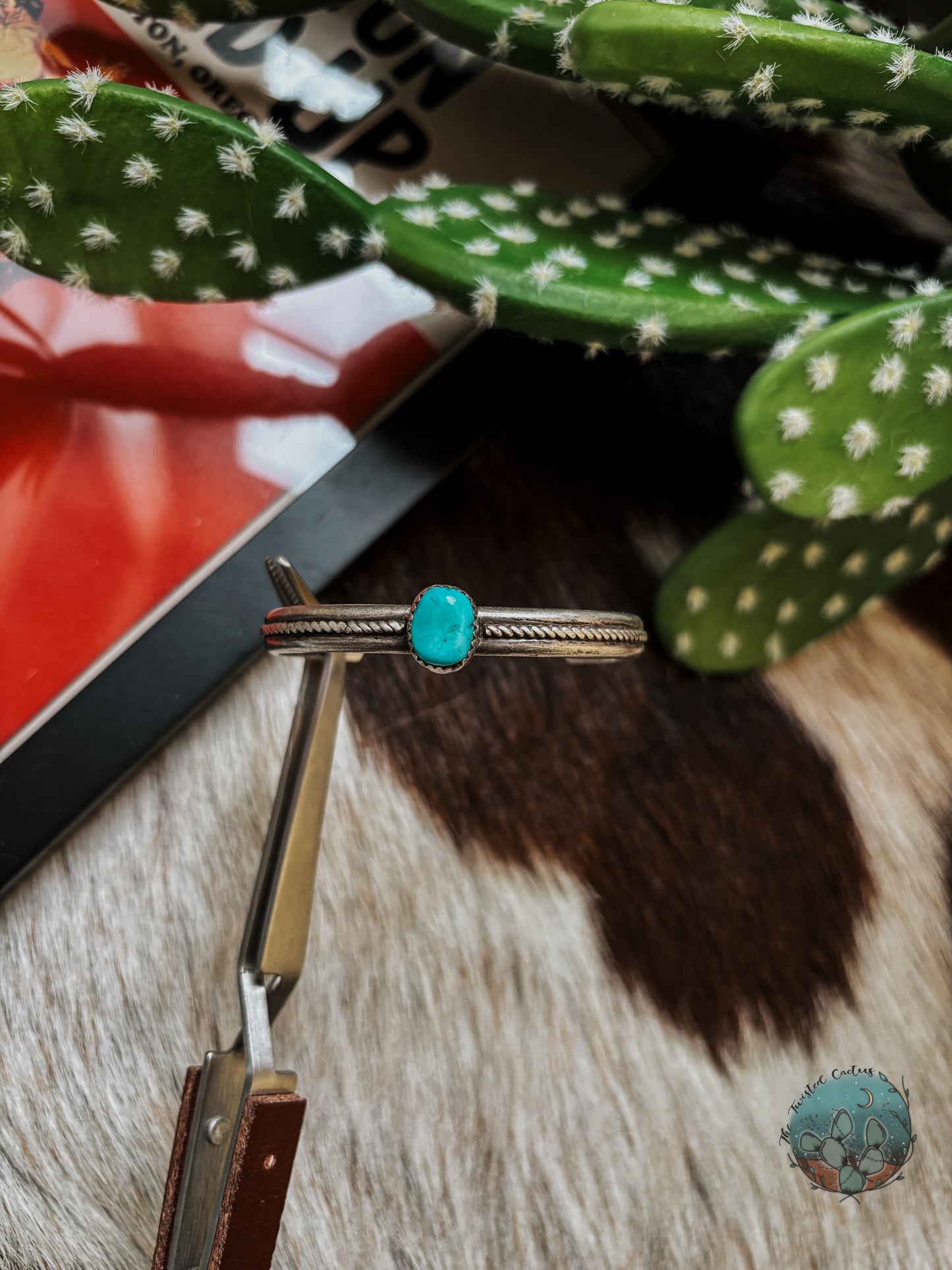 Vintage Sterling Silver & Turquoise Cuff