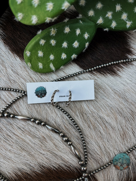 Twist Wire Hoops
