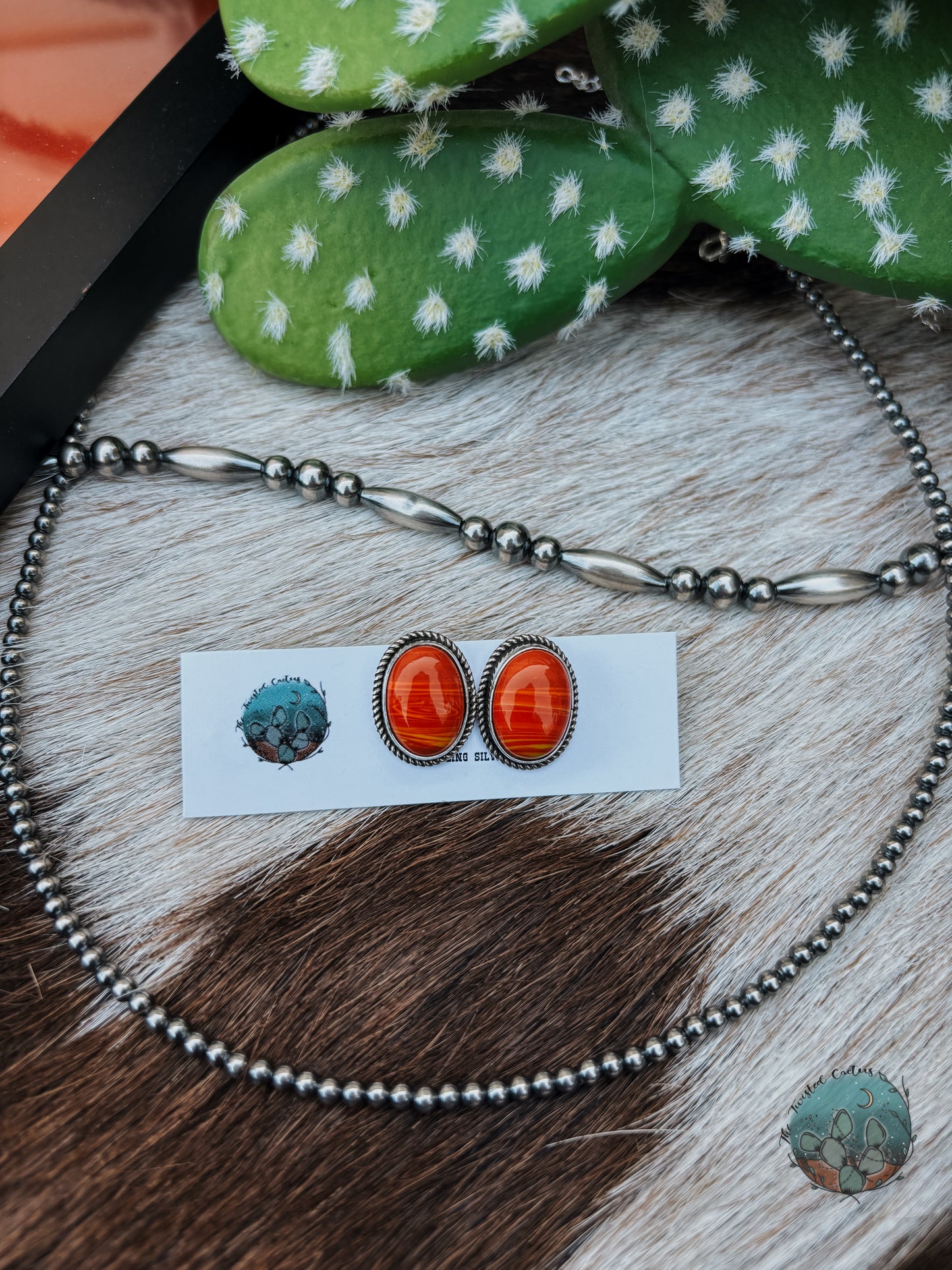 Red Mojave Studs