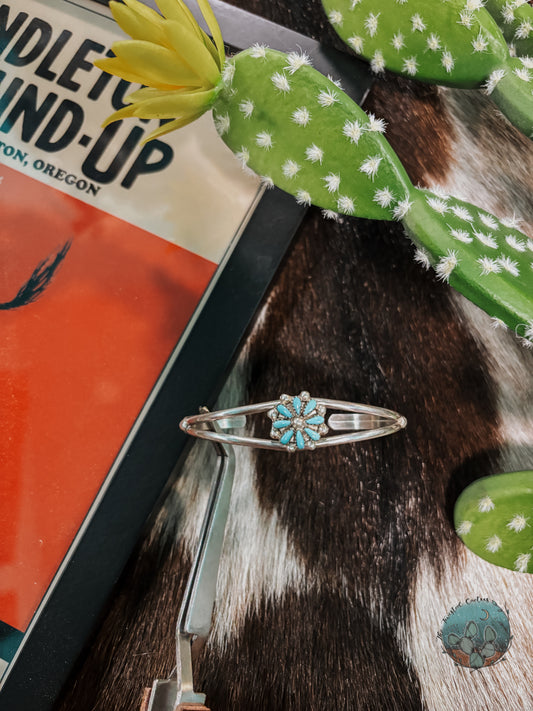 Small Cluster Bracelet