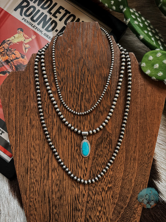 Turquoise Oval Beadwire Pendant